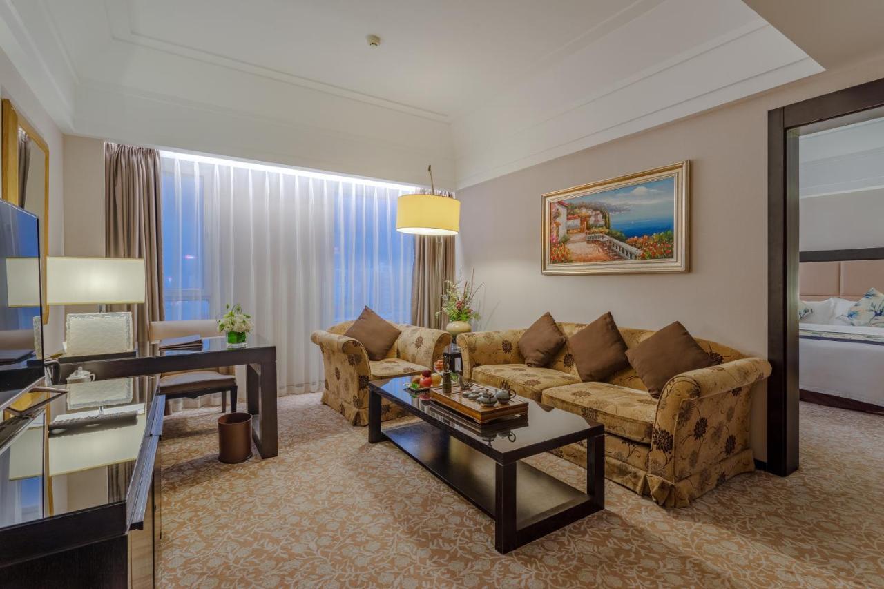 Shenyang Haiyun Jinjiang International Hotel Bagian luar foto