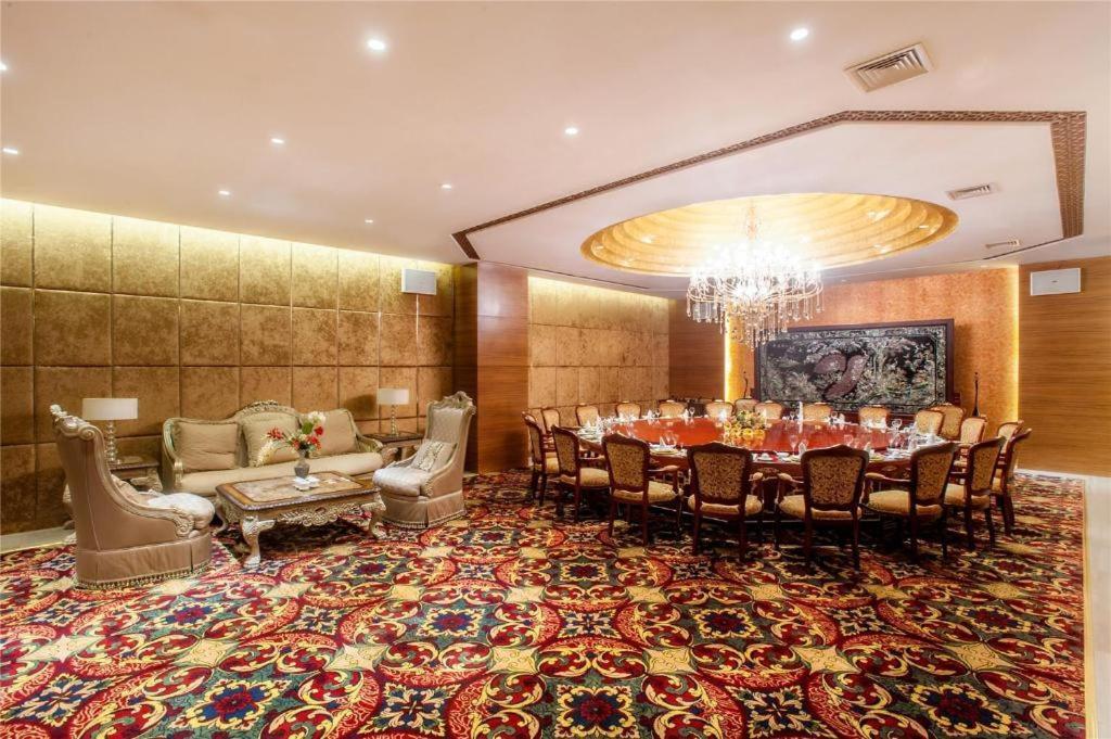 Shenyang Haiyun Jinjiang International Hotel Bagian luar foto