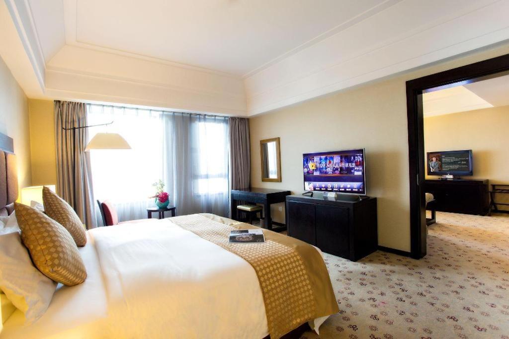 Shenyang Haiyun Jinjiang International Hotel Bagian luar foto