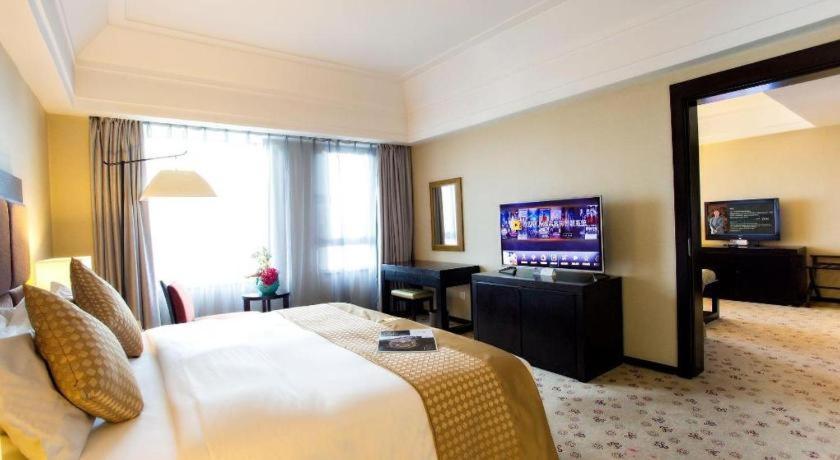 Shenyang Haiyun Jinjiang International Hotel Bagian luar foto
