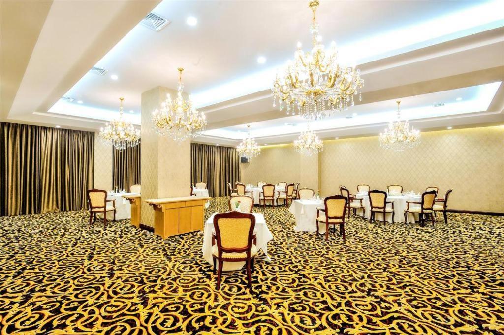 Shenyang Haiyun Jinjiang International Hotel Bagian luar foto